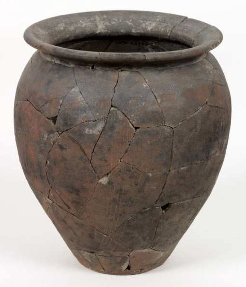 Ancient Roman pot